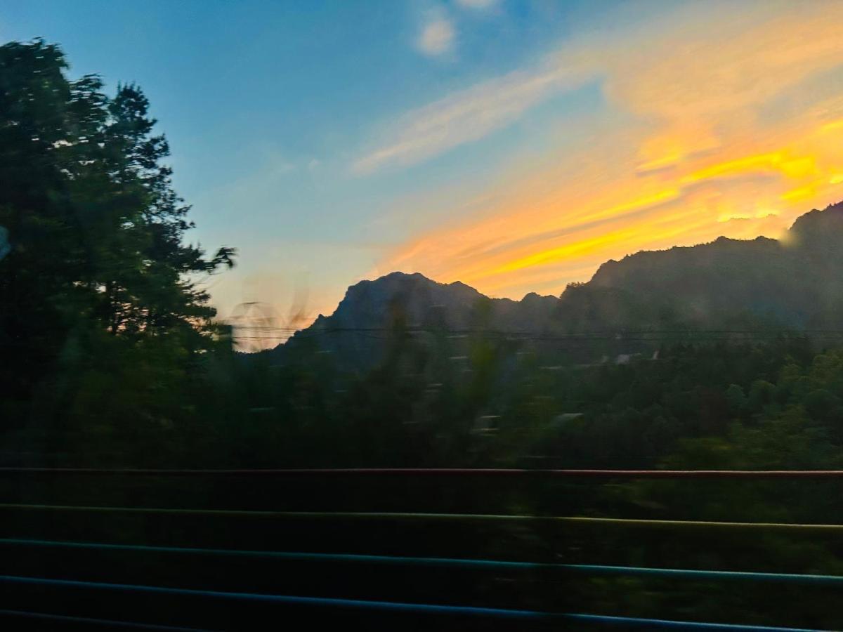 Zhangjiajie National Park Nvue Resorts Bagian luar foto